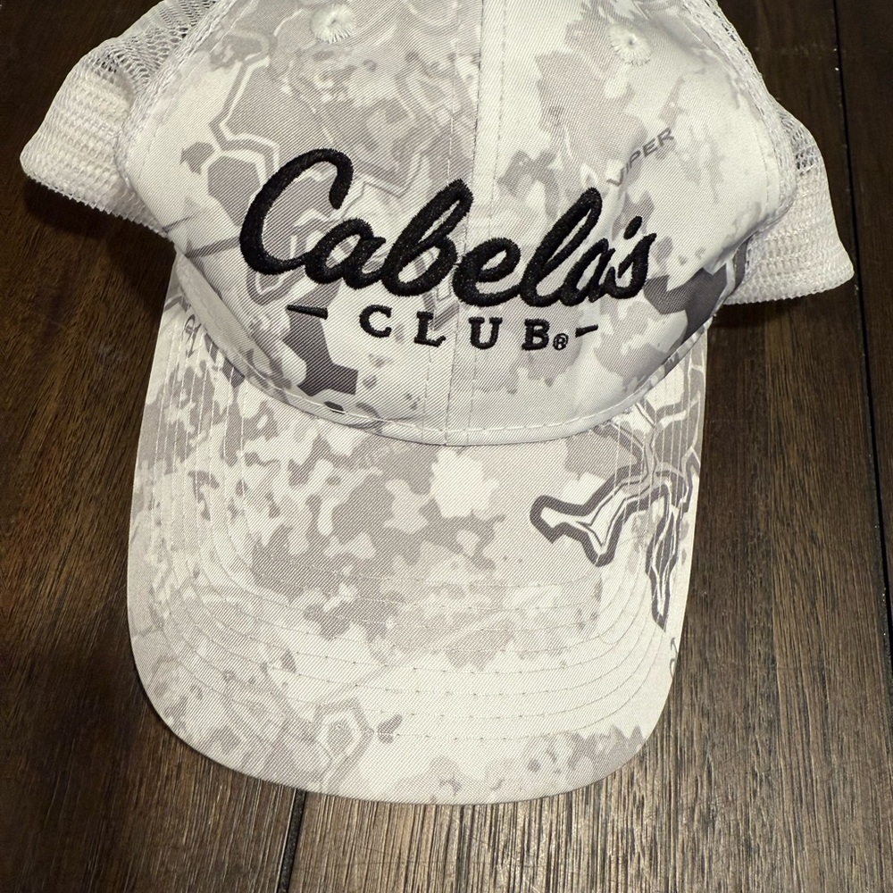 Cabela's Club White Camouflage Hat